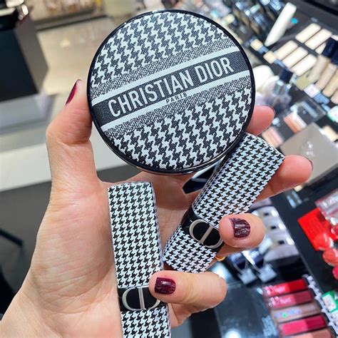 christian dior houndstooth|Dior new look limited edition.